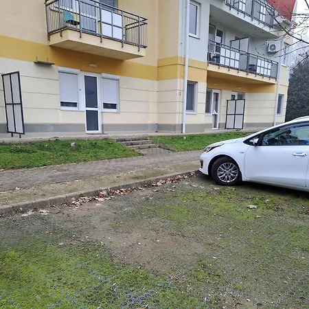 Ta'karos Appartamento *